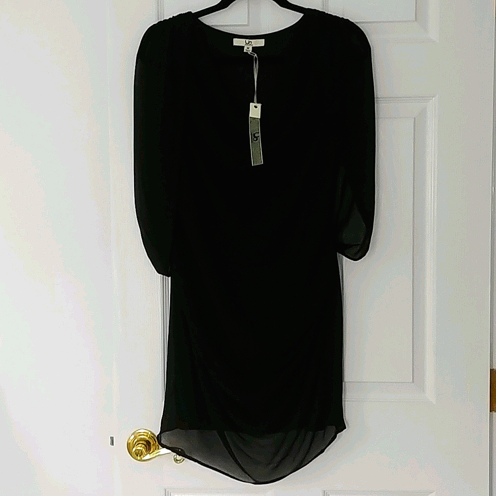 Ya little black dress